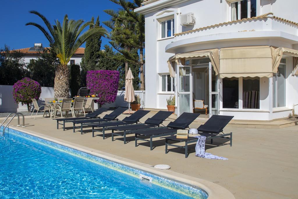 Villa Georgia Pernera Kültér fotó
