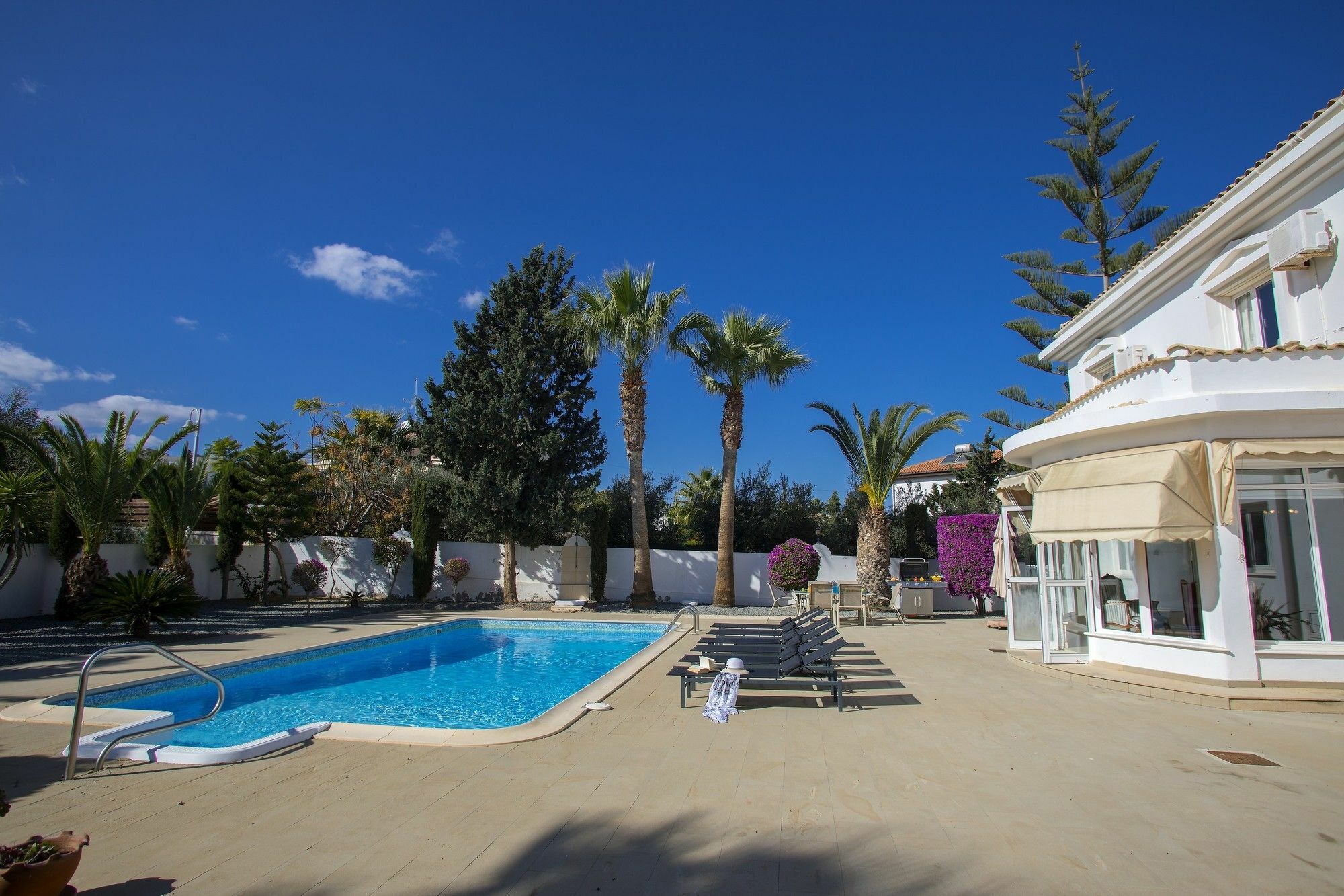 Villa Georgia Pernera Kültér fotó